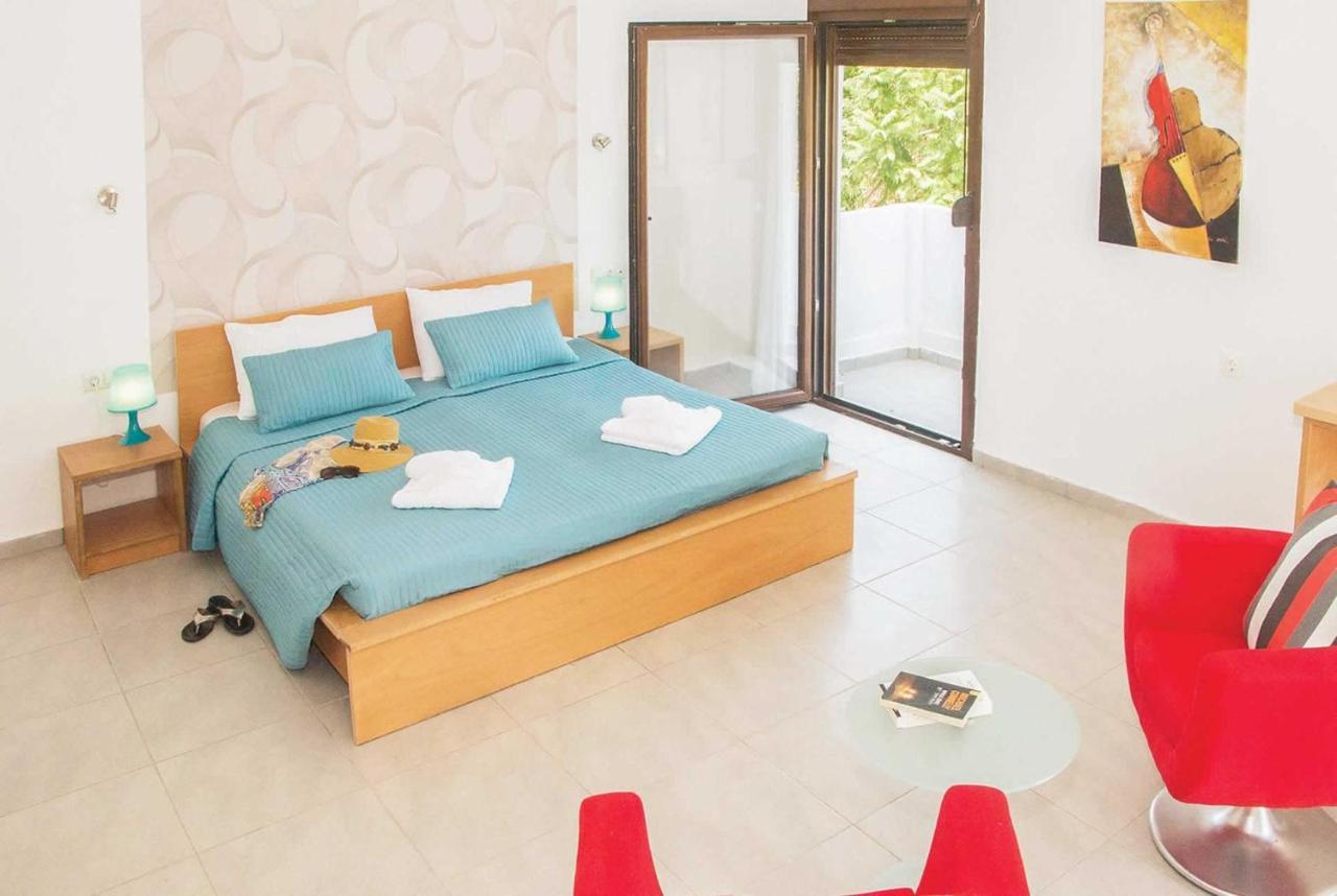 Zephyros Villa Pefki