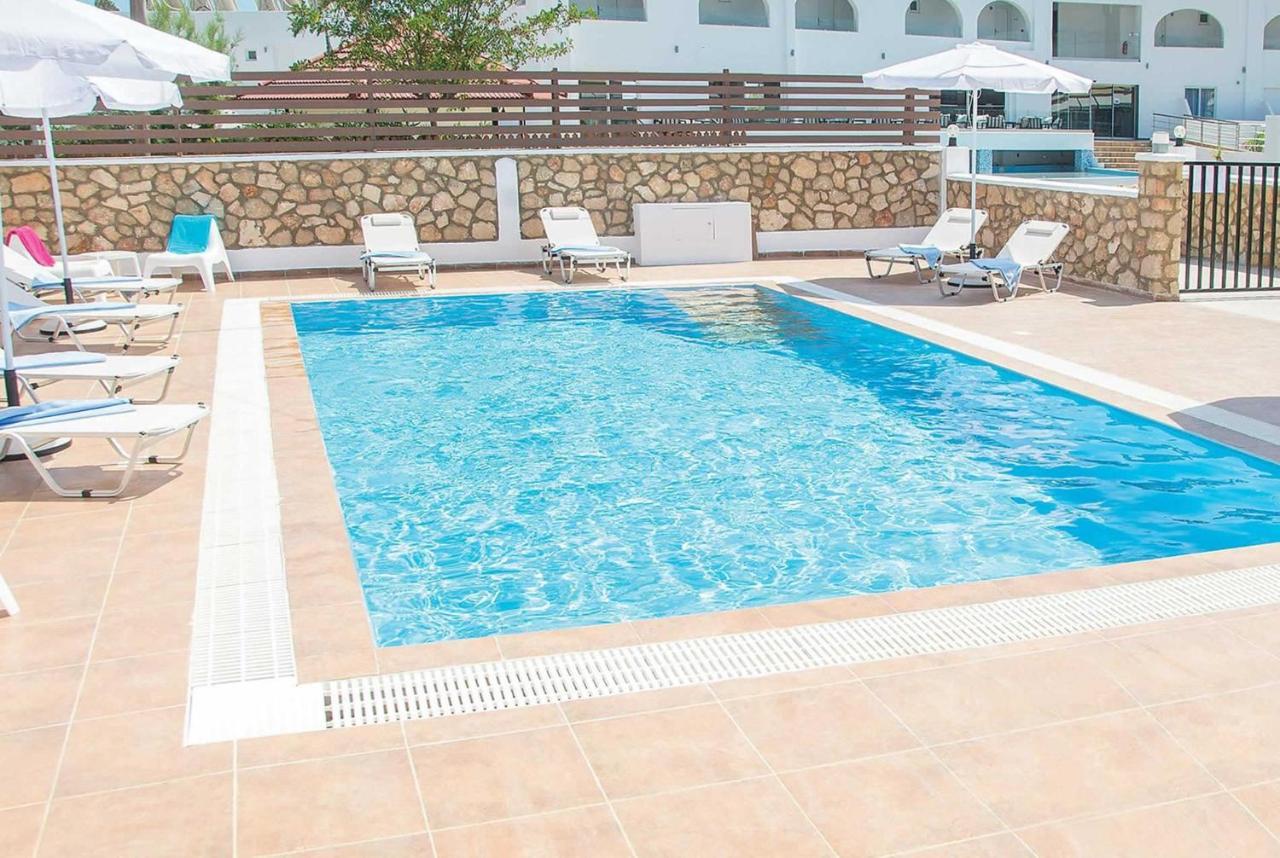 Zephyros Villa Pefki